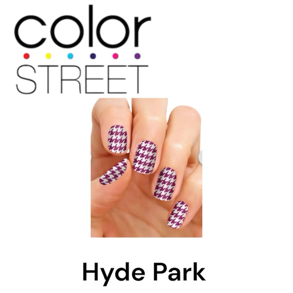 3 FOR $35: COLOR STREET Nail Strips - Hyde Park